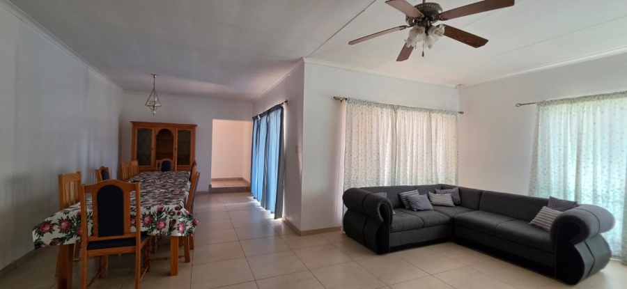 Commercial Property for Sale in Flamwood North West